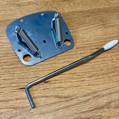 Fender Mustang Tremolo Tailpiece and Vibrato Arm image 2