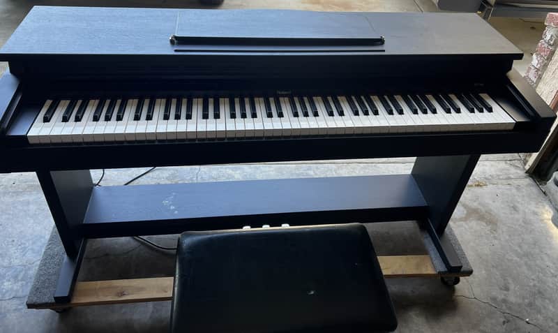 Roland HP 2700 90's | Reverb Roland HP 2700 90's | Reverb