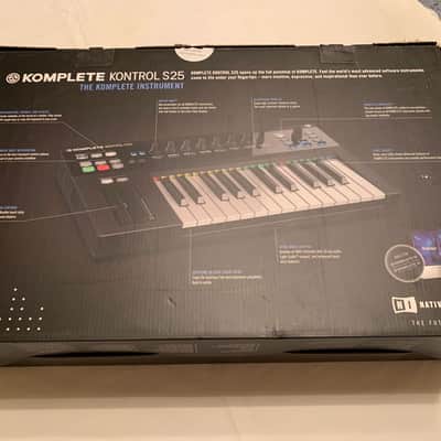 Native Instruments Komplete Kontrol S25 2010s - Black image 2