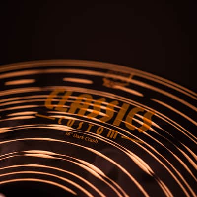 Meinl 16" Classic Customs Dark Crash image 4