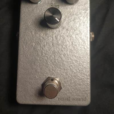 Lemon Ginger Cashew Nuts Fuzz Bc183 L (S/N:013) (09/12) | Reverb