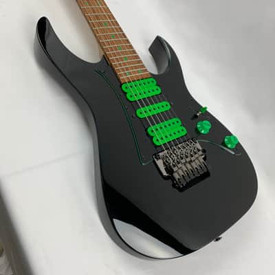 Ibanez Premium UV70P Black Green BK Steve Vai 7-String Electric Guitar + Case JEM/UV - New - But demoed image 7