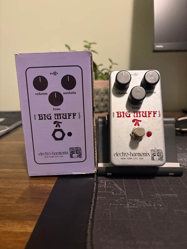 Electro-Harmonix Ram's Head Big Muff Pi