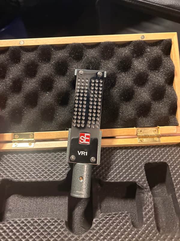 sE Electronics Voodoo VR1 Passive Ribbon Microphone 2010 - Present - Black
