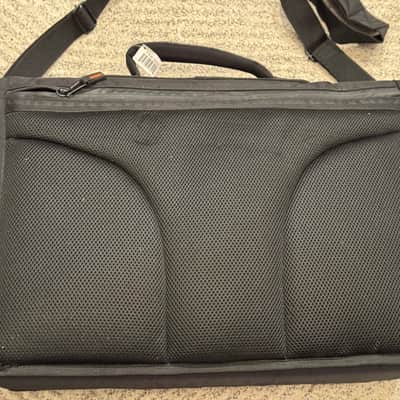 Gator G-CLUB-CONTROL 19 Messenger-Style DJ 19" MIDI Controller Bag 2010s - Black image 4