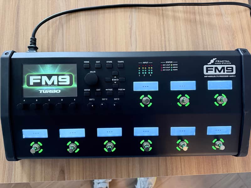 Fractal Audio FM9 Mark II Amp Modeler / FX Processor 2024 - Present - Black imagen 1