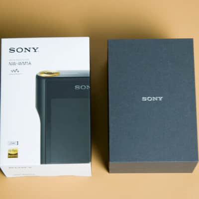 SONY NW-WM1A Signature Series Walkman / Hi-res Digital Audio Player (Japan Model) image 3