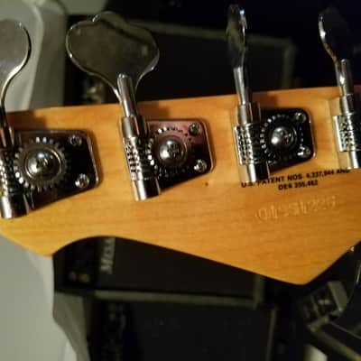 Peavey Foundation Early 1980's Natural Rosewood Fingerboard image 4
