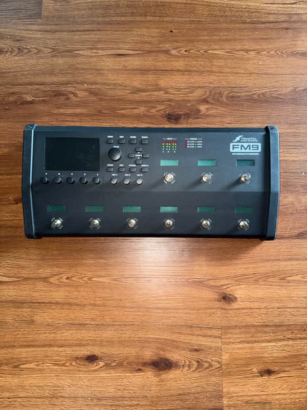 Fractal Audio FM9 Turbo Mark II Amp Modeler with Screen Guards image 1