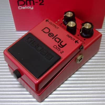 Boss DM-2 Delay Pedal | Reverb