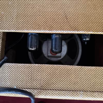 Fender Champ 5F1 Narrow Panel 5-Watt 1x6" Guitar Combo 1956 - 1958 - Tweed image 5