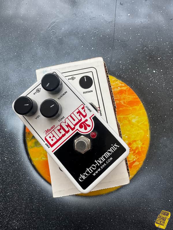 Electro-Harmonix Nano Big Muff Pi Distortion / Sustainer image 1