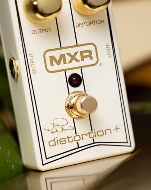 MXR RR104C Randy Rhoads Signature Special Edition Distortion +