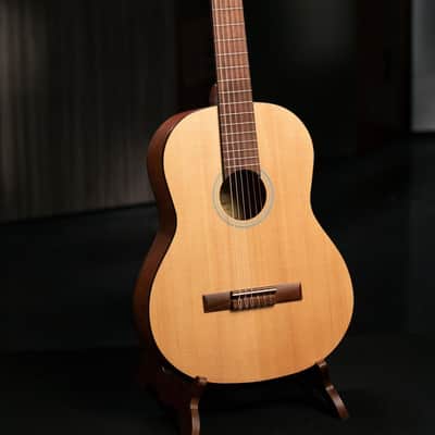 Ortega RST5M Student Series 4/4 Classical Guitar 6-String - Natural image 15