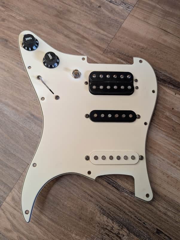 Fender Loaded Stratocaster Guitar Pickguard American HSS 2007 White image 1