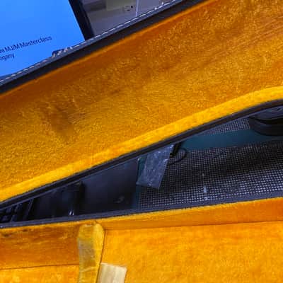 Vintage Victoria Dreadnought Case image 5