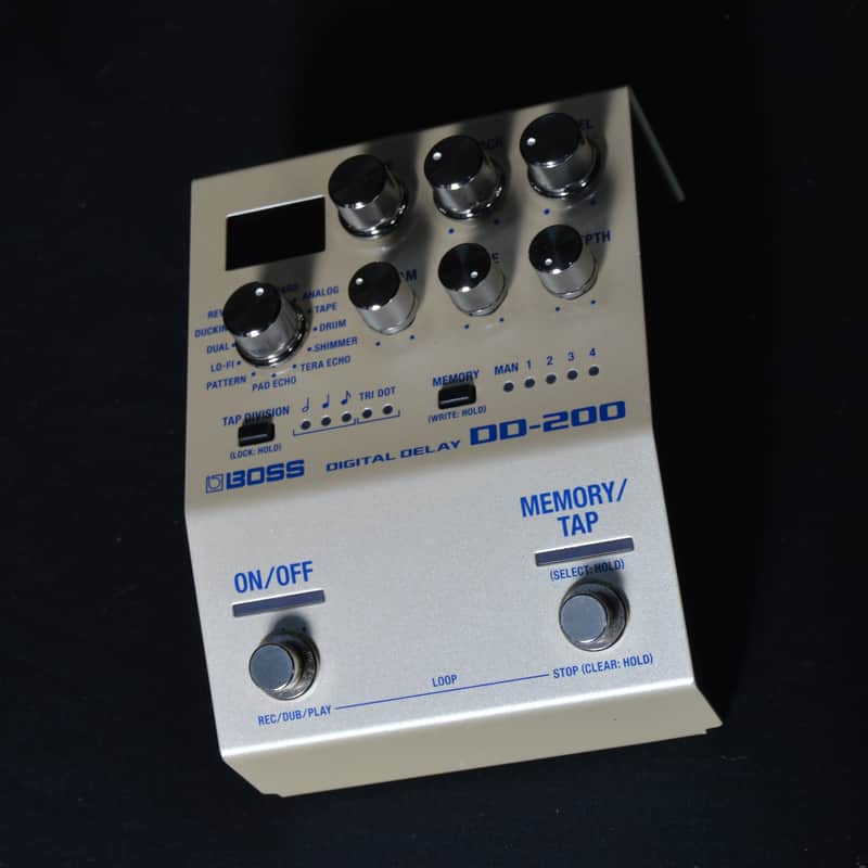 Boss DD-200 Digital Delay Complete w/ Box!!! image 1