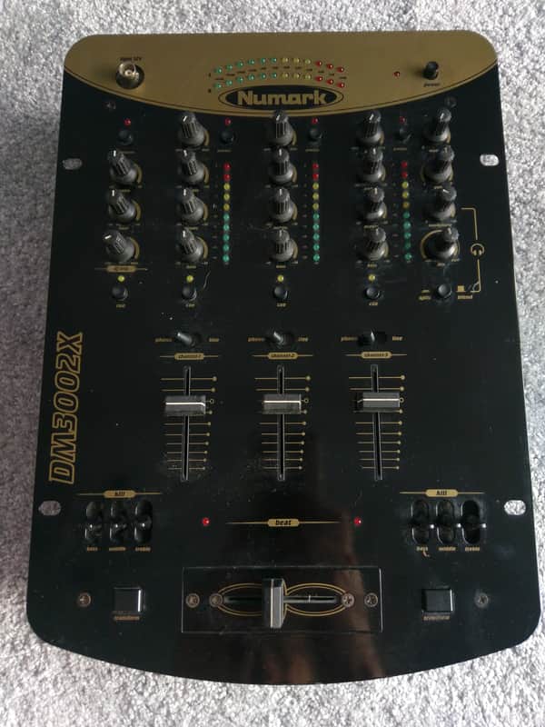 Numark Preamp Mixer Model DM3002X 3-Band EQ, EQ Kill image 1