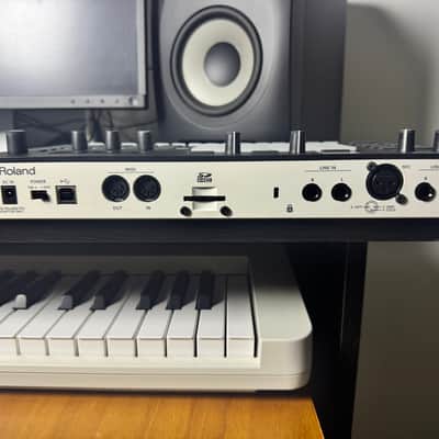 Roland Verselab MV-1 2021 - Present - Black image 2