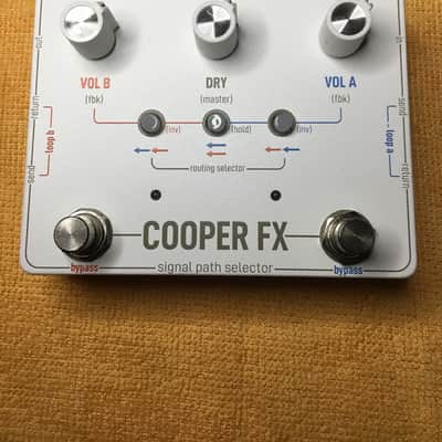 Cooper FX Signal Path Selector 2021 - White image 1