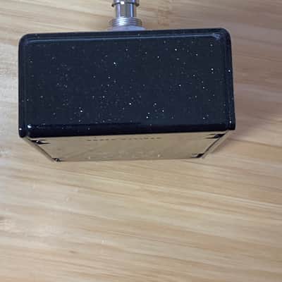 REVV G8 Noise Gate 2021 - Present - Black Sparkle - OVP image 6