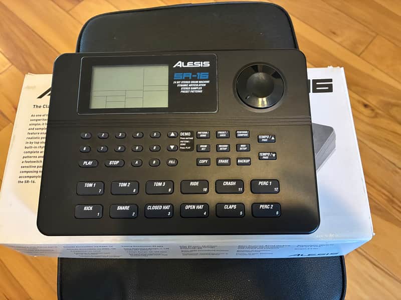 Alesis SR-16 Drum Machine 2010s - Black