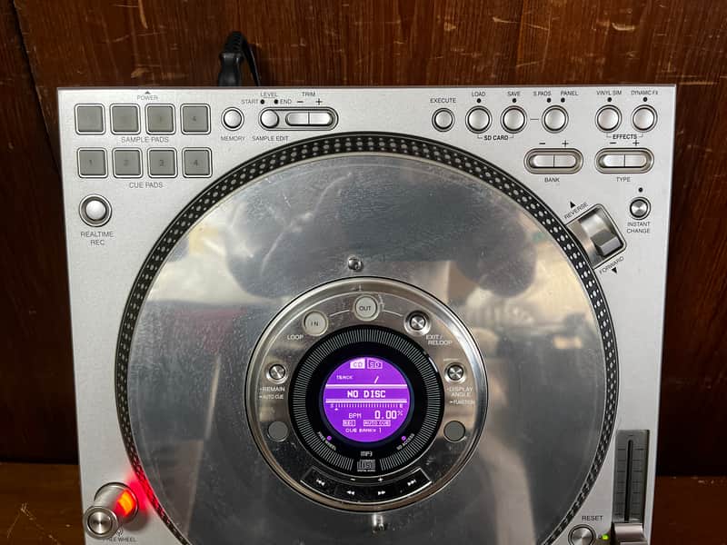 Technics SL-DZ1200 SL-DZ1200-S Digital TurnTable Direct Drive No.1