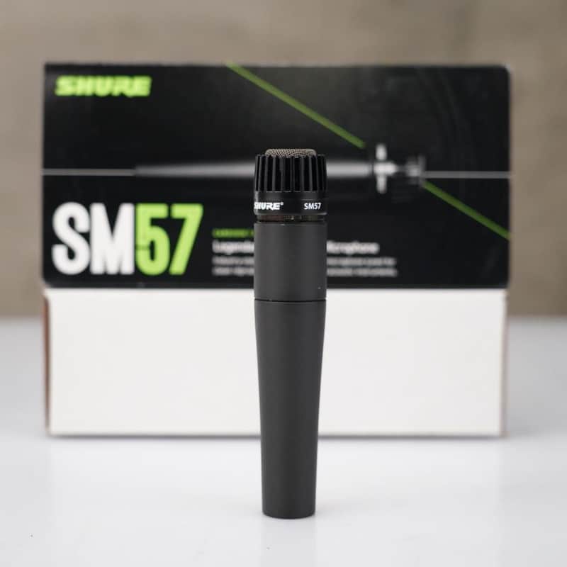 Shure SM57 Dynamic Microphone w/ Mogami Cable & Box #58787 image 1