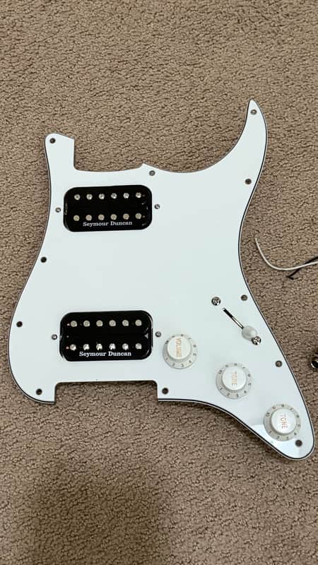 Seymour Duncan, Obsidian Loaded Stratocaster HH Pickguard - Seymour Duncan + Obsidian image 1