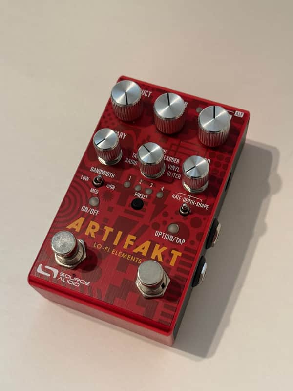 Source Audio Artifakt Lo-fi Elements 2024 - Present - Red image 1