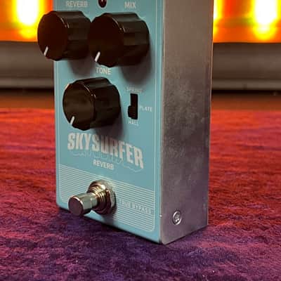 TC Electronic Skysurfer Reverb Pedal w/ Box image 4