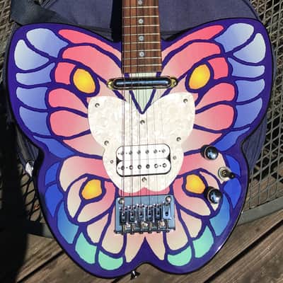 Daisy Rock Butterfly Electric Guitar - Short Scale Girl Guitar