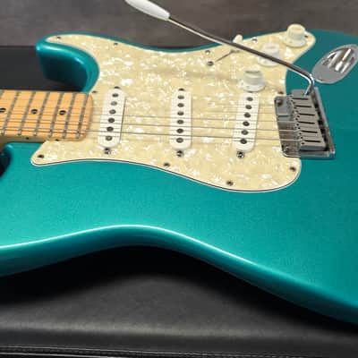 Fender 40th Anniversary American Standard Stratocaster 1993-1994 RARE Custom Color Limited Special Edition FSR CARIBBEAN MIST Time Capsule CASE QUEEN Aqua Marine Ocean Blue Green Turqoise USA Strat Vintage 90s Guitar image 12