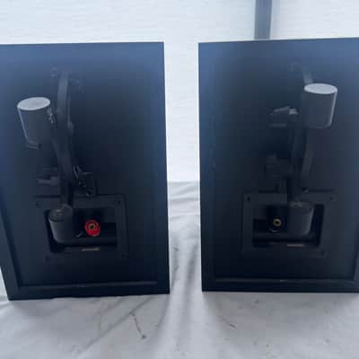 Pair - KEF C15 Bookshelf Speakers - Sound Great! image 9