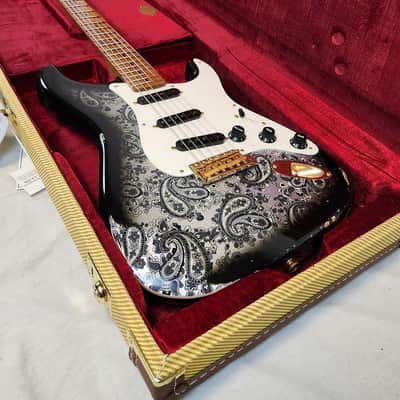 Fender Custom Shop 1957 Stratocaster, Time Machine Series, Heavy Relic, Gold Hardware, Black Paisley, w/HSC image 3