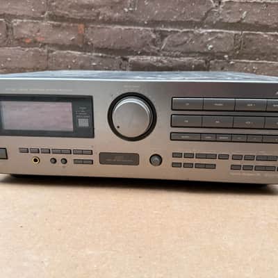 JVC KD-V11 Stereo Cassette Deck - Serial #08806164 - WORKS / Poor Cosmetic Condition image 1