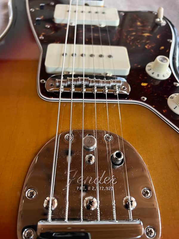 Fender American Vintage Reissue Jazzmaster '65 - 3 Color Sunburst image 1