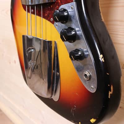 Fender Custom Shop 1972 Jazz Bass Relic - Rosewood Fingerboard, 3-Tone Sunburst image 8