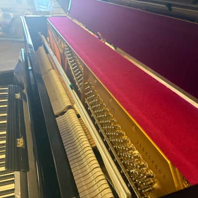 Yamaha b3 Acoustic Upright Piano 2025 - Polished Ebony image 4