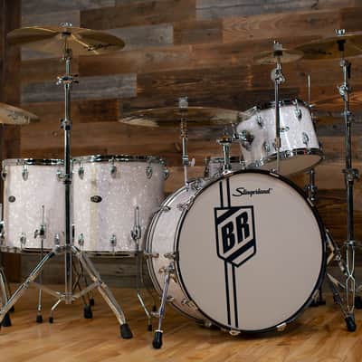 SLINGERLAND BUDDY RICH 5 PIECE SIGNATURE DRUM KIT No.2, NASHVILLE BUILT WITH FULL HARDWARE PACK AND SOLID SHELL SNARE DRUM, WHITE MARINE PEARL (PRE-LOVED) image 2