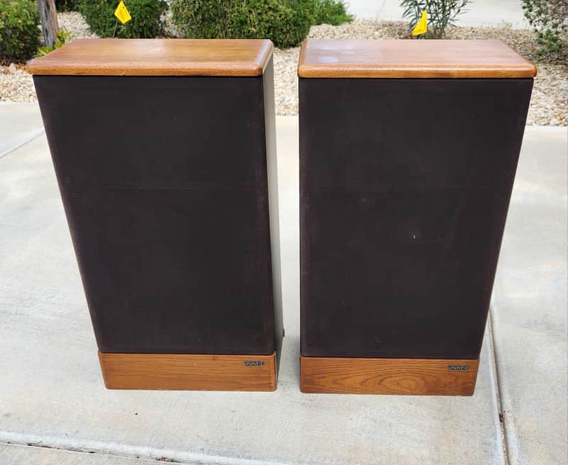Advent Advent Legacy II Floor Speakers 80s image 1