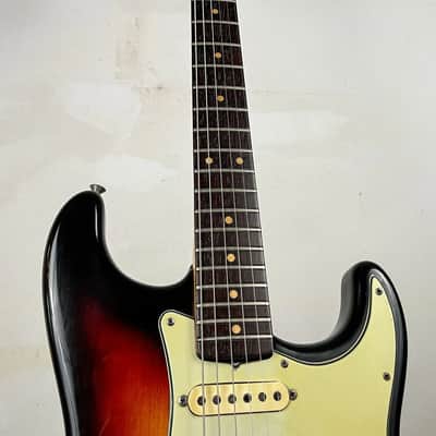 Fender Stratocaster Sunburst Refinnish 1963 image 11