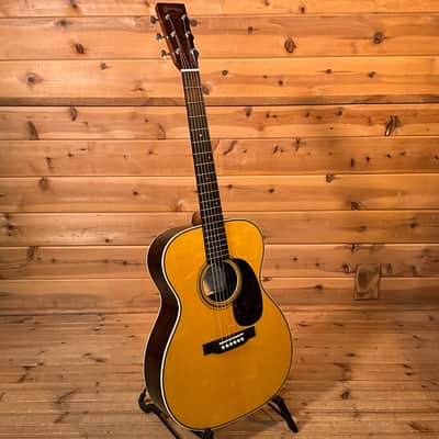 Martin 000-28EC Eric Clapton Signature Acoustic Guitar - Natural image 2