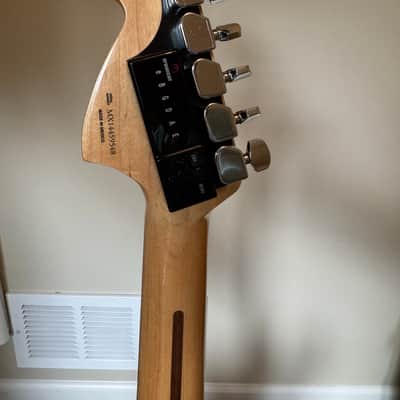 Fender Fishman TriplePlay Stratocaster HSS 2014 - Black image 5