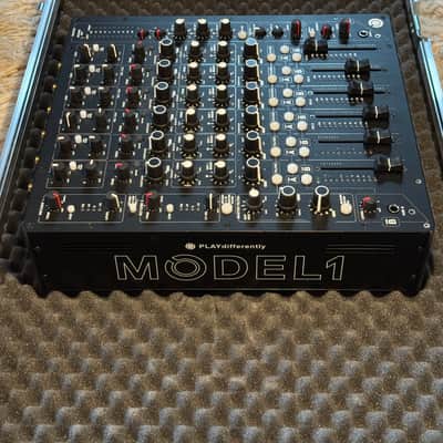 Allen & Heath Play Differently Model 1 6-Channel Analog Mixer 2016 - Present - Black image 5