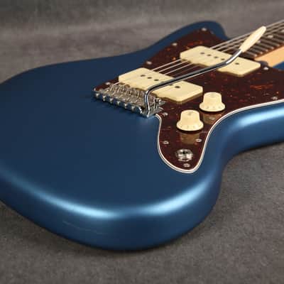 Fender American Performer Jazzmaster - Satin Lake Placid Blue - 2nd Hand image 13