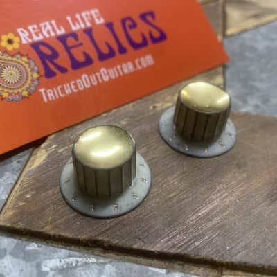 Real Life Relics Vintage Gold Top White Bottom Knobs (Set of 2)   [DM5] image 2