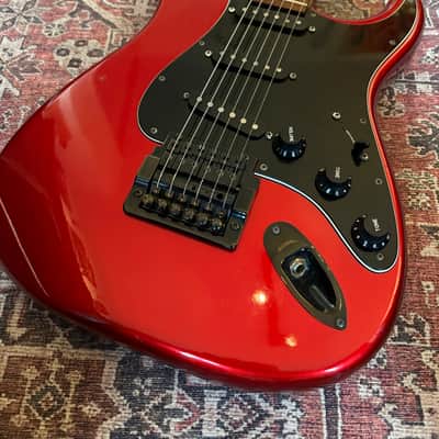 1976 Fender Stratocaster with 3-Bolt Neck, Rosewood Fretboard - Candy Apple Red image 2