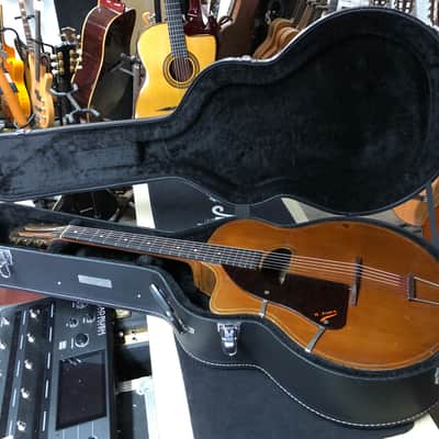 One of a kind French Jazz manouche left handed Siro Burgassi Grand model from 1945 Paris image 2