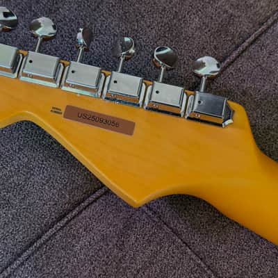 Fender American Professional Classic Stratocaster w/Deluxe Fender Gig Bag, COA, & Case Candy - 2025 Model in Faded Lake Placid Blue image 10